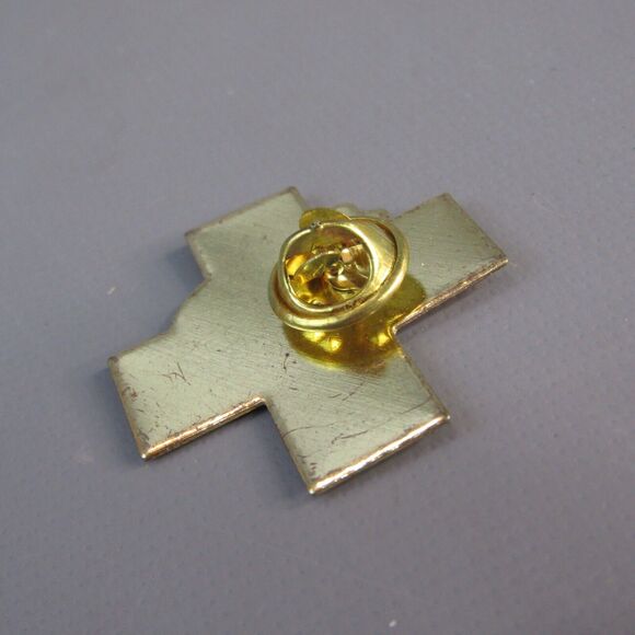 Eagle Cross Enamel Pin 1.25"x1.25" Metal Pinback Hatpin Lapel Tie Tack Gold-Tone - Picture 2 of 2